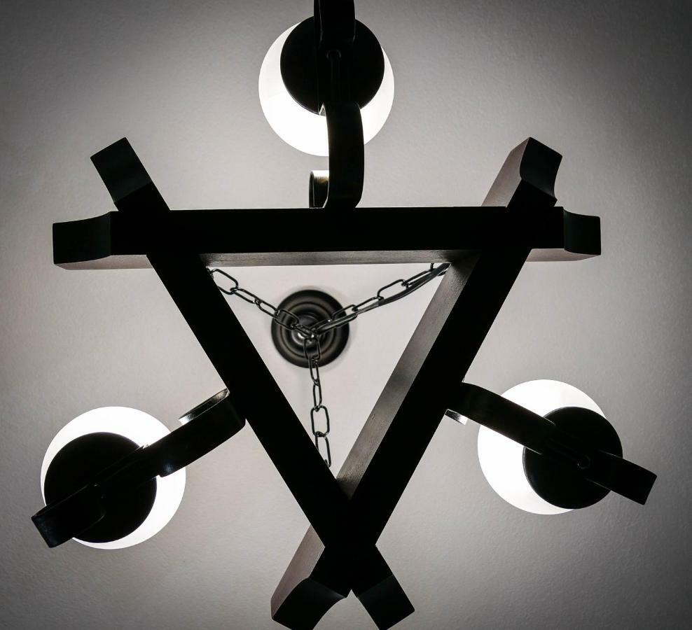 Pensiunea Gradinarilor Cu Ciubar Si Statie De Incarcare Electrica Auto Comanesti  エクステリア 写真